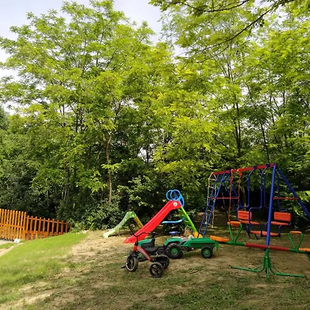 Brvnare Duguljac Fruska Gora Chalet