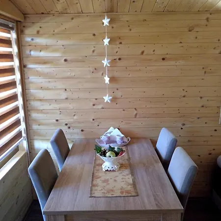 Brvnare Duguljac Fruska Gora Alpehytte